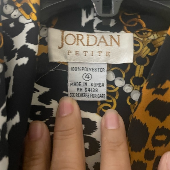 Jordan Petite Vintage Animal Print Blouse - Picture 2 of 5